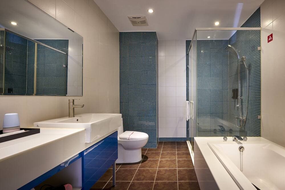 Photo of Bathroom in Wuqi District