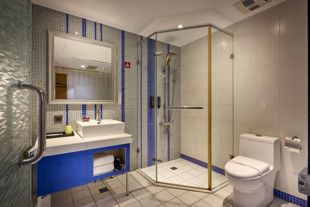 Photo of Bathroom in Wuqi District