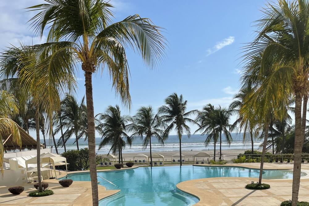 Photo of Outdoor in Diamante