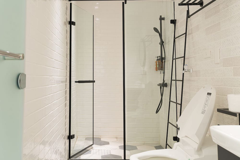 Photo of Bathroom in South District