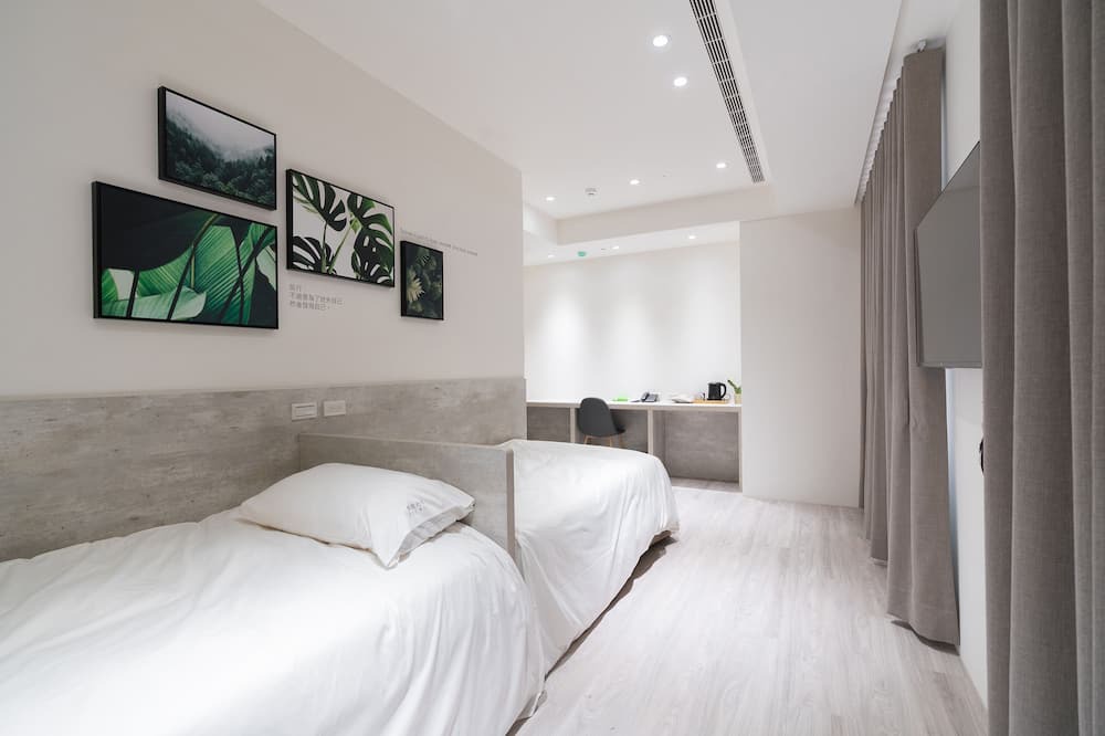 Photo of Bedroom in South District
