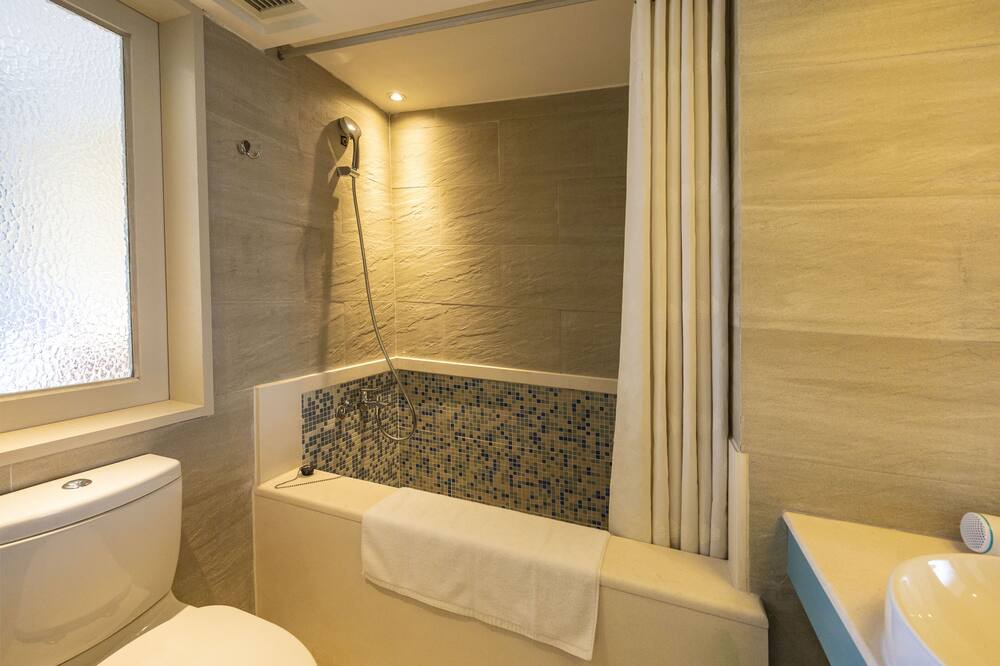 Photo of Bathroom in Checheng
