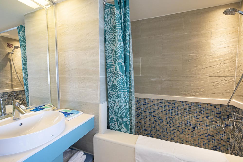 Photo of Bathroom in Checheng