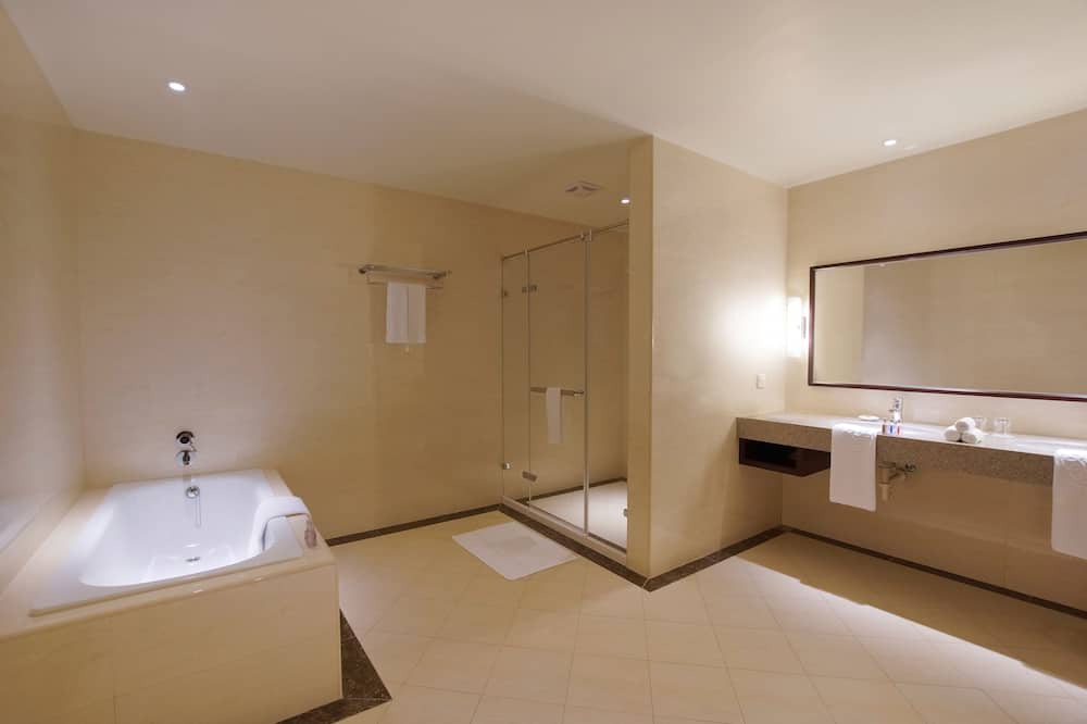 Photo of Bathroom in University District