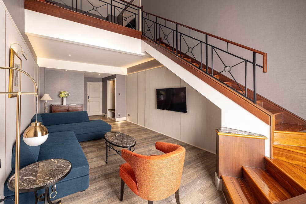 Photo of Livingroom in East District