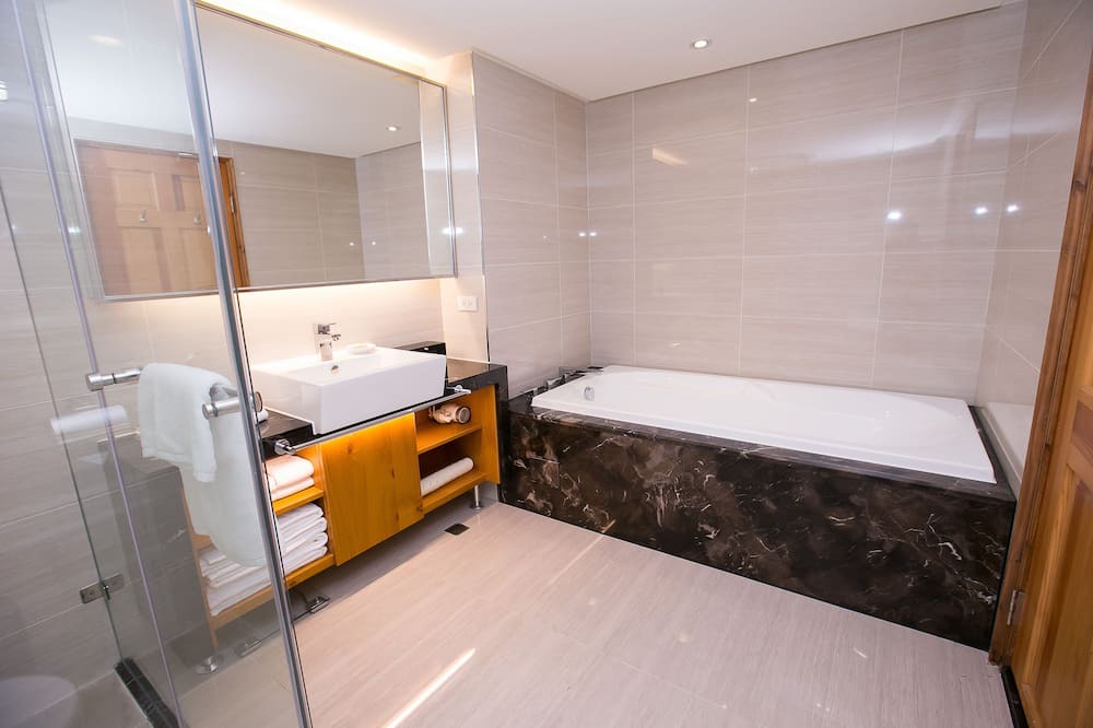 Photo of Bathroom in Yuchi