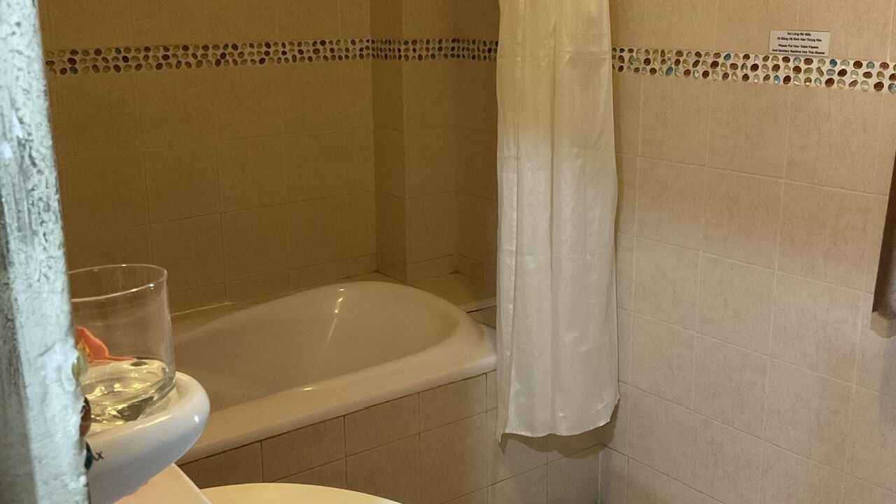 Photo of Bathroom in District 10