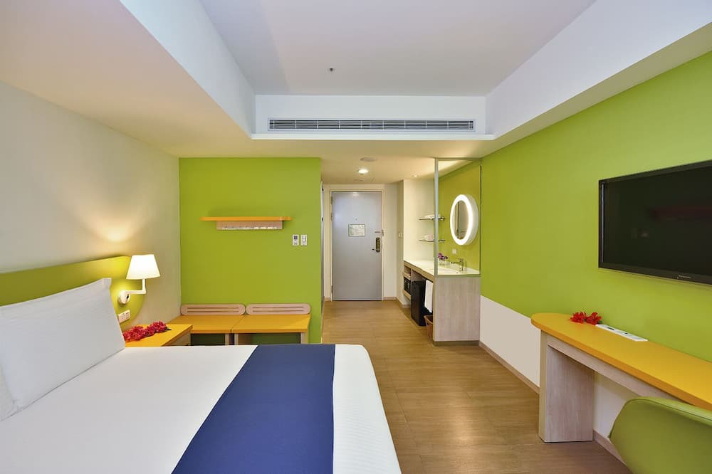Photo of Bedroom in Big Beach