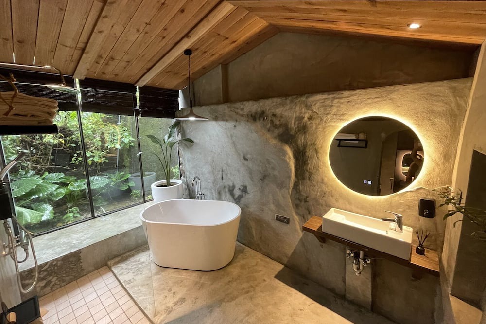 Photo of Bathroom in Ruifang