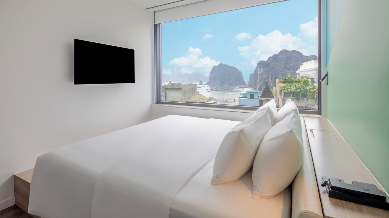 Photo of Bedroom in Hon Gai