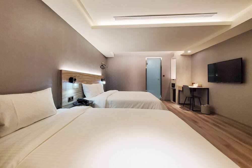 Photo of Bedroom in Zhongzheng