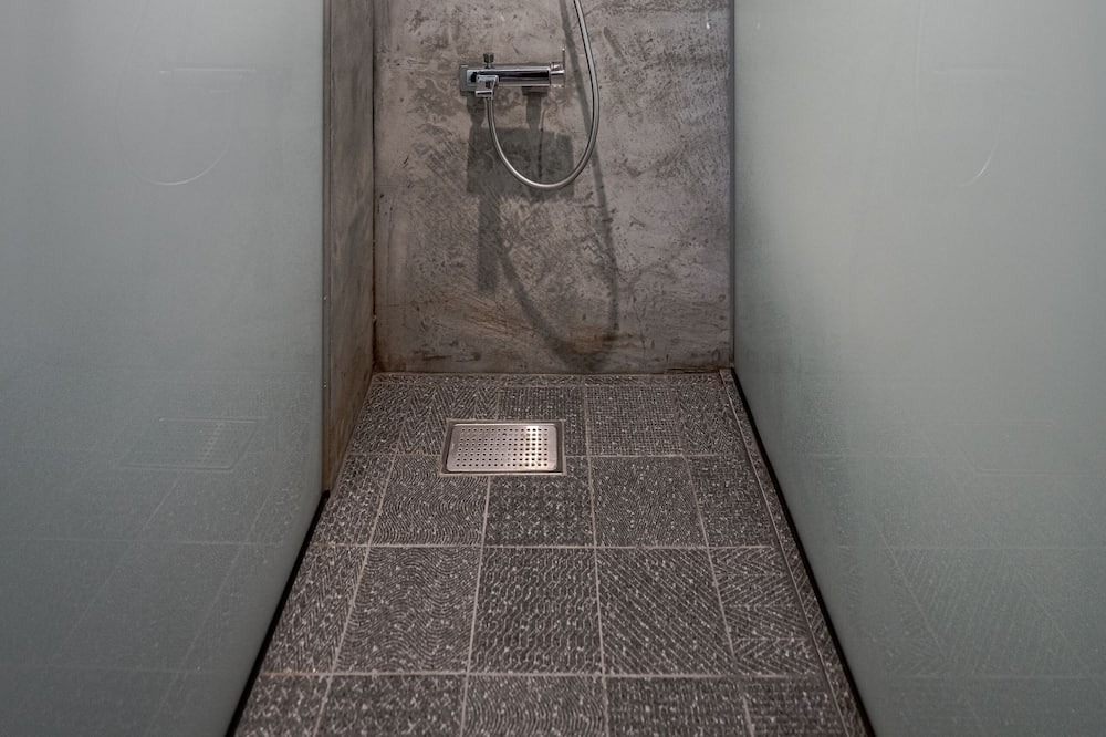 Photo of Bathroom in East District