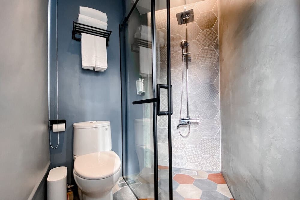 Photo of Bathroom in East District