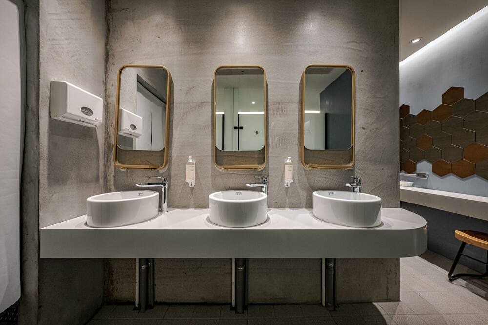 Photo of Bathroom in East District