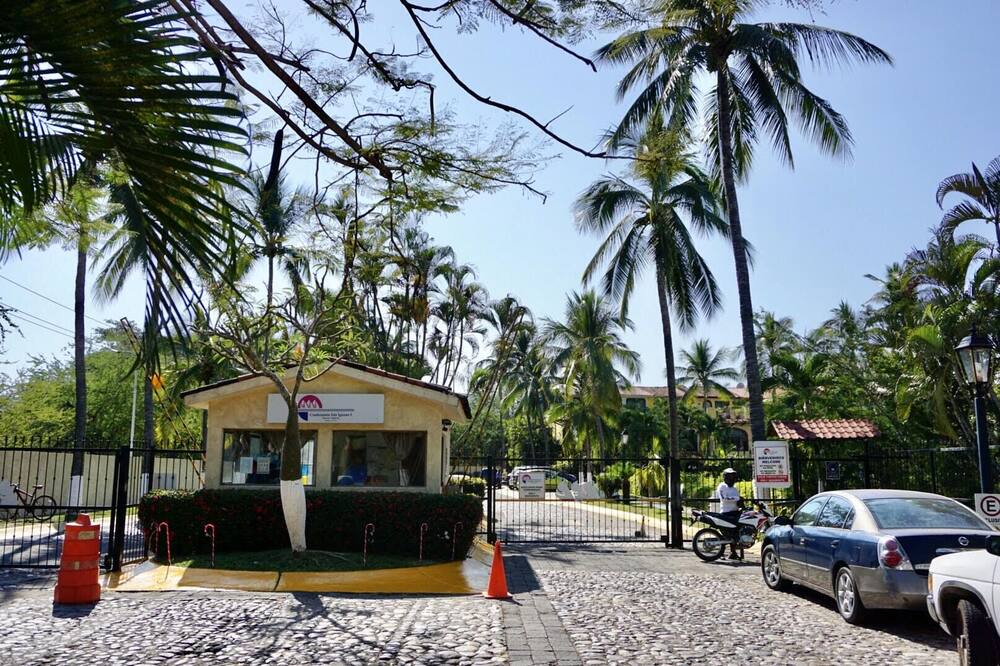 Photo of Others in Isla Iguana