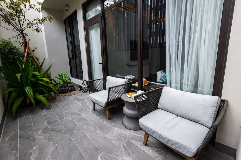 Photo of Patio Balcony in South District