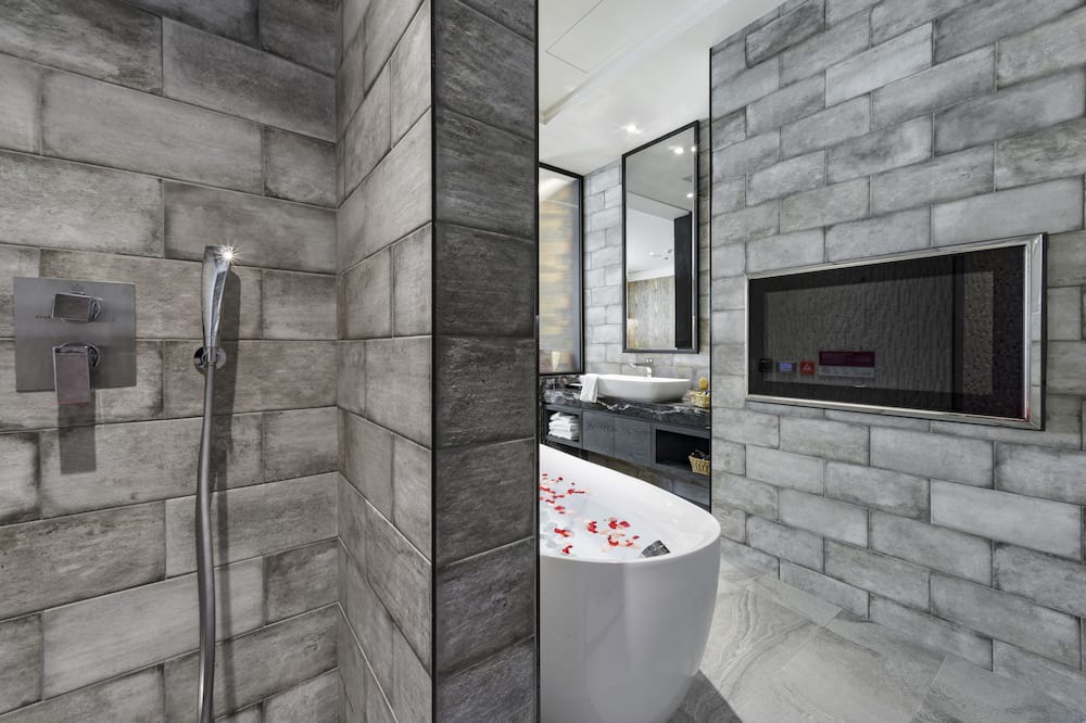 Photo of Bathroom in South District