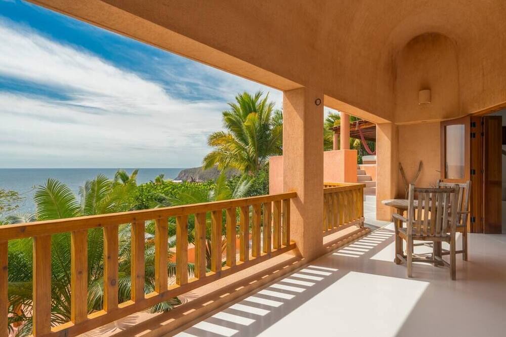 Photo of Patio Balcony in Boca de Iguanas