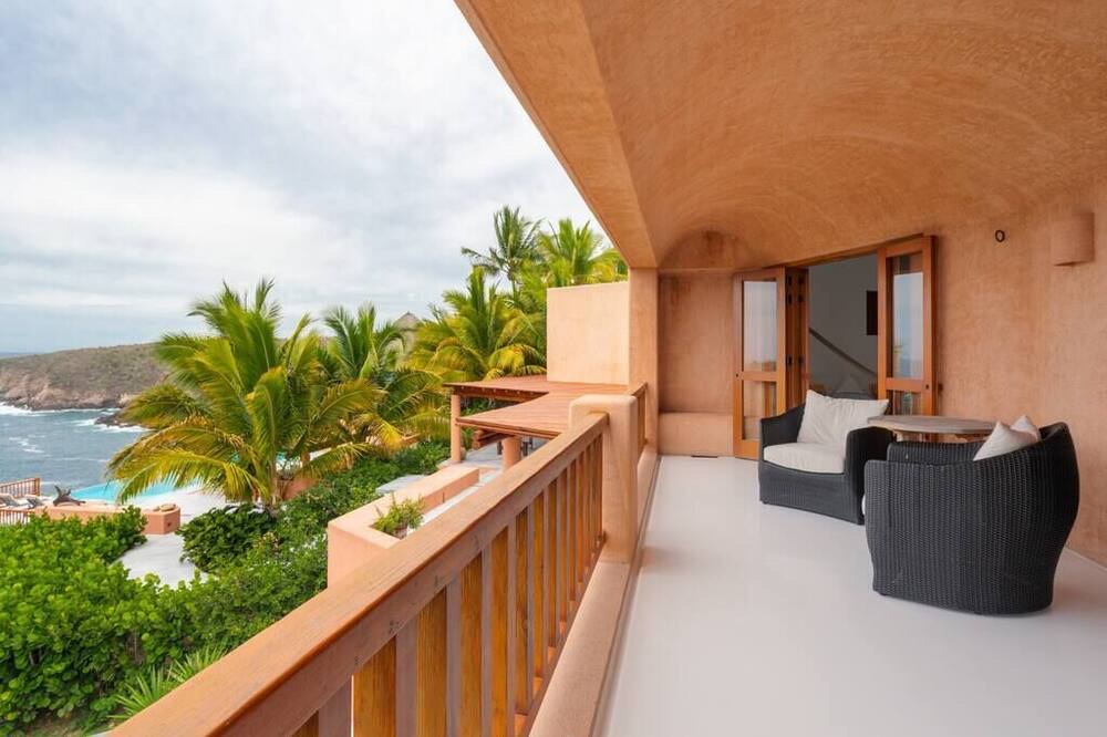 Photo of Patio Balcony in Boca de Iguanas