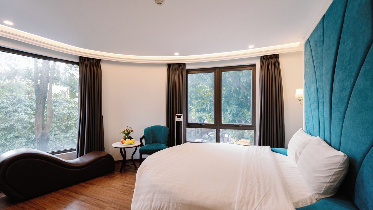 Photo of Bedroom in Trung Hoa Nhan Chinh