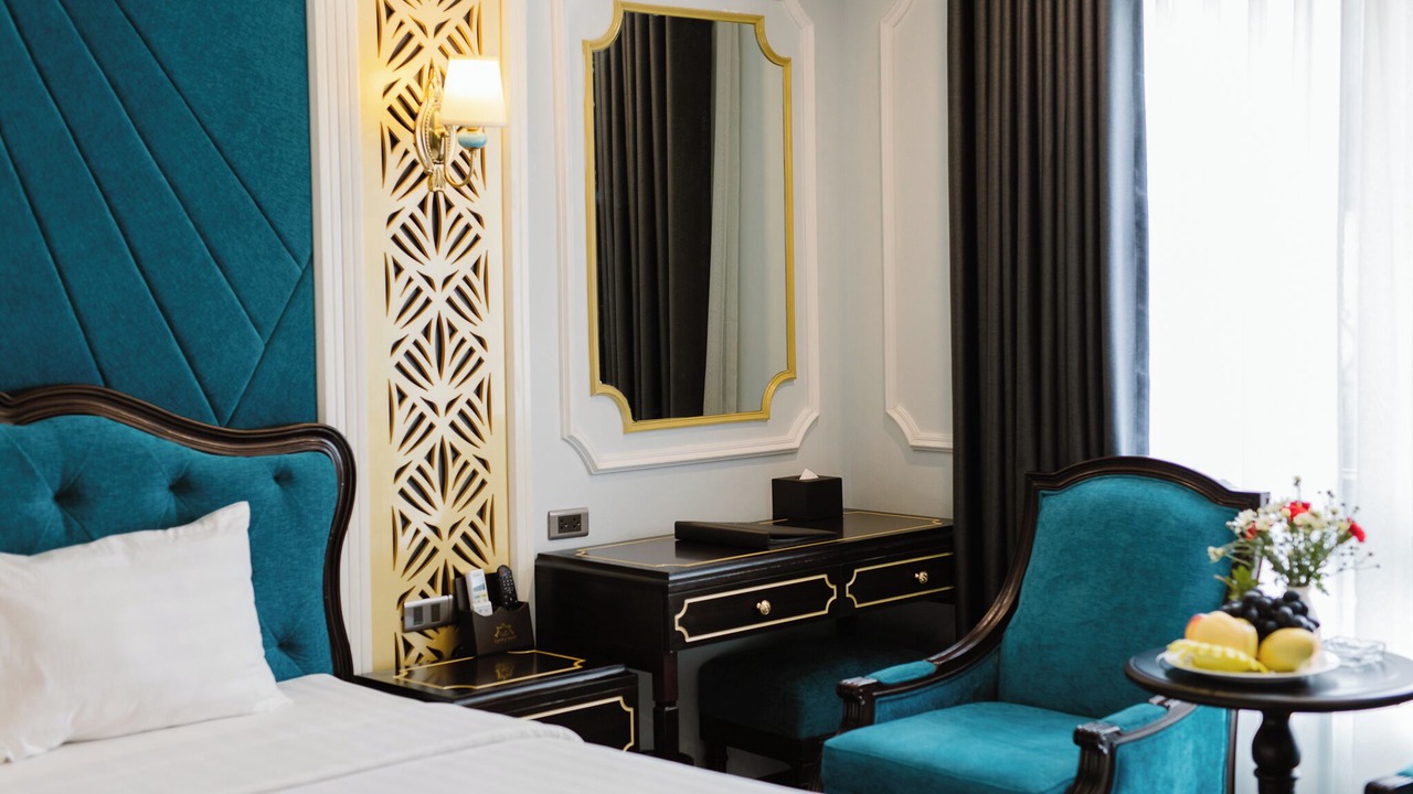 Photo of Bedroom in Trung Hoa Nhan Chinh
