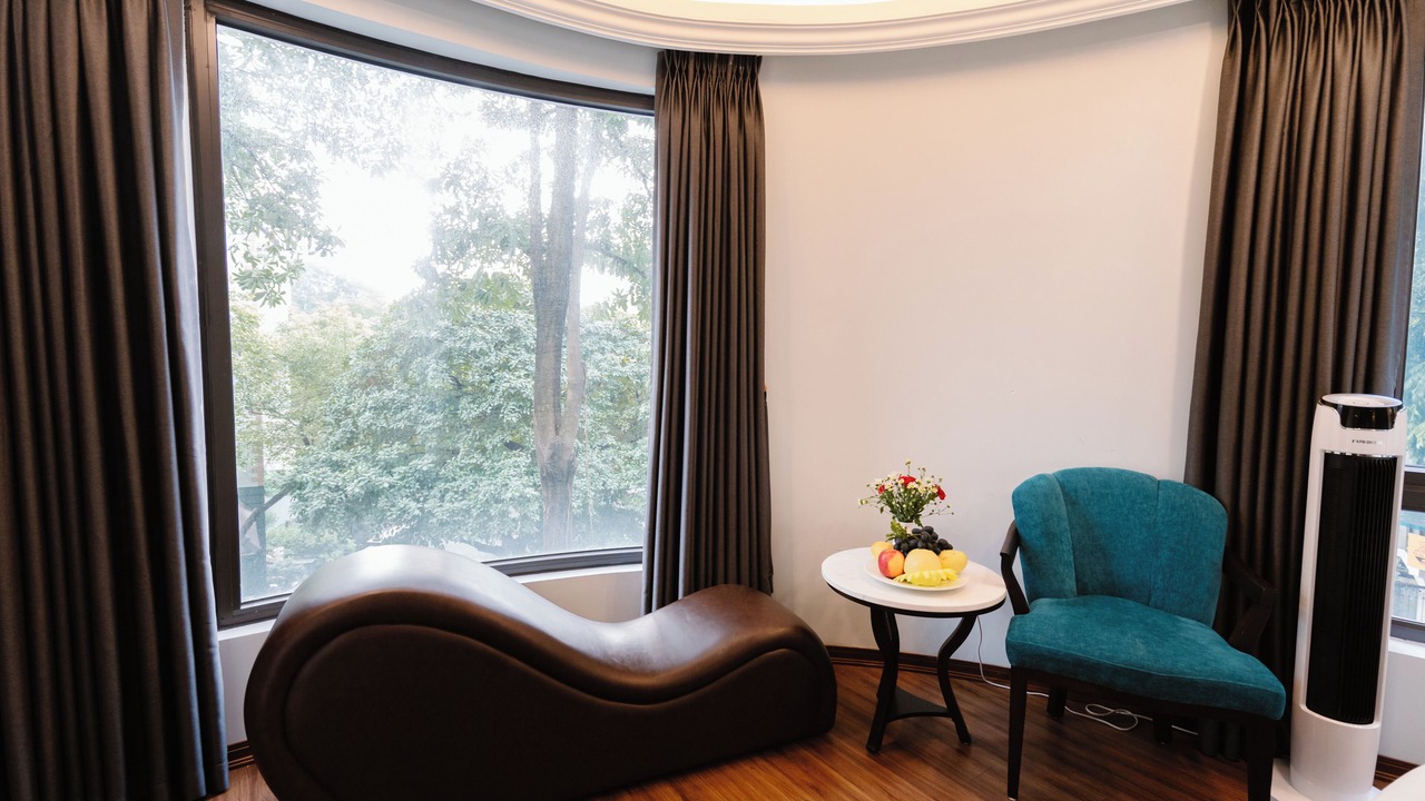 Photo of Bedroom in Trung Hoa Nhan Chinh