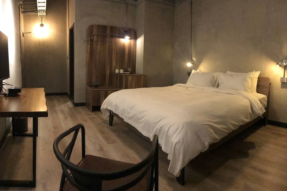 Photo of Bedroom in West Central District