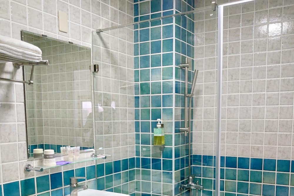 Photo of Bathroom in Wuqi District