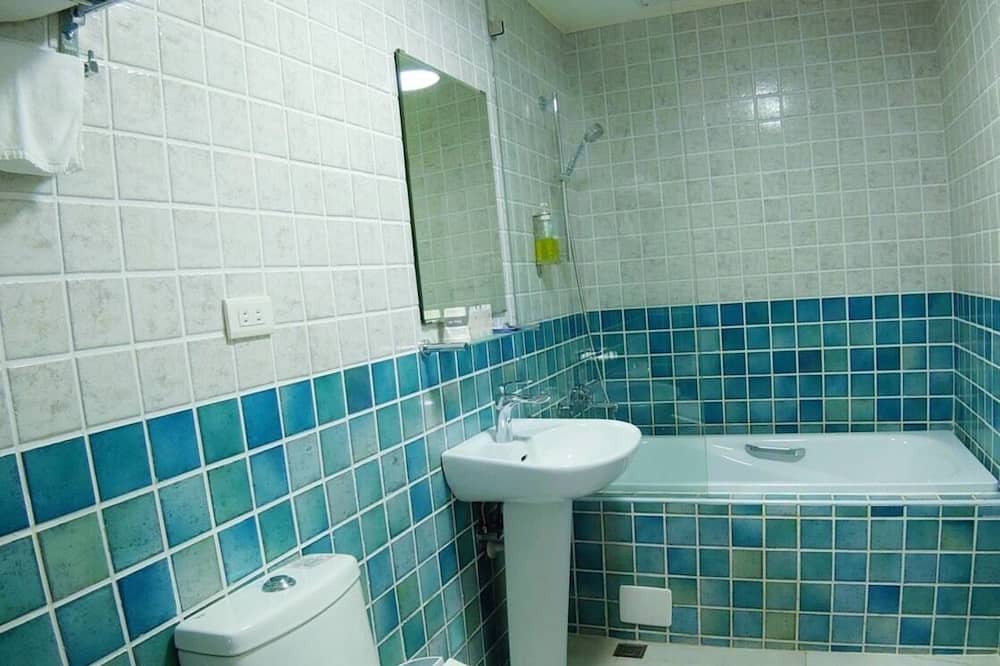 Photo of Bathroom in Wuqi District