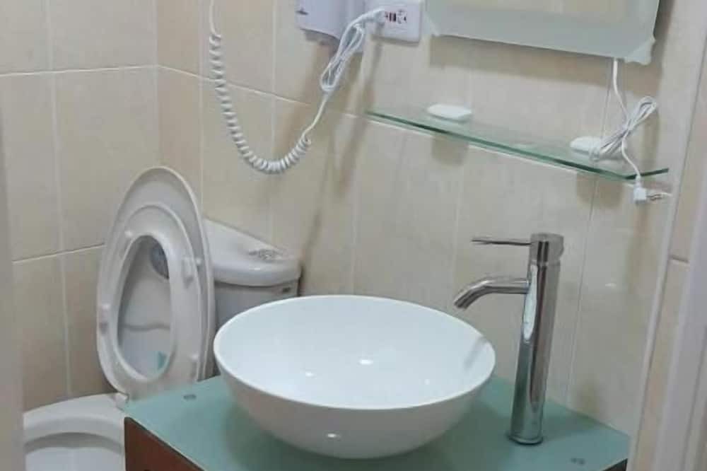 Photo of Bathroom in Yuli
