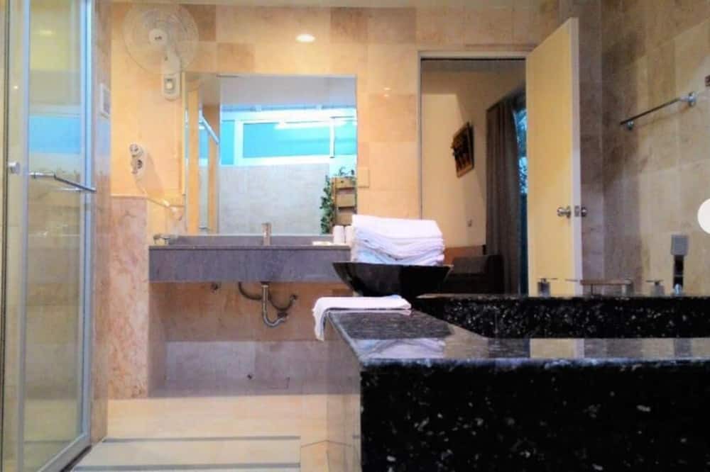 Photo of Bathroom in Gukeng
