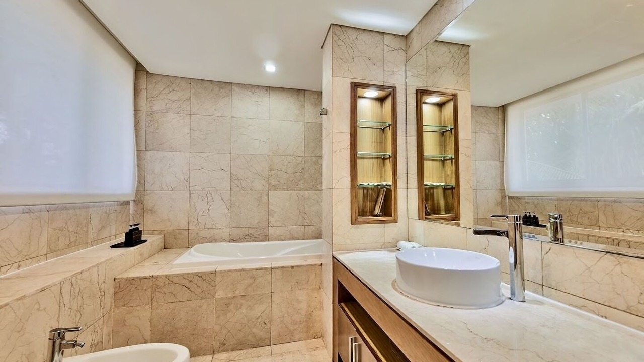 Photo of Bathroom in Ngu Hanh Son