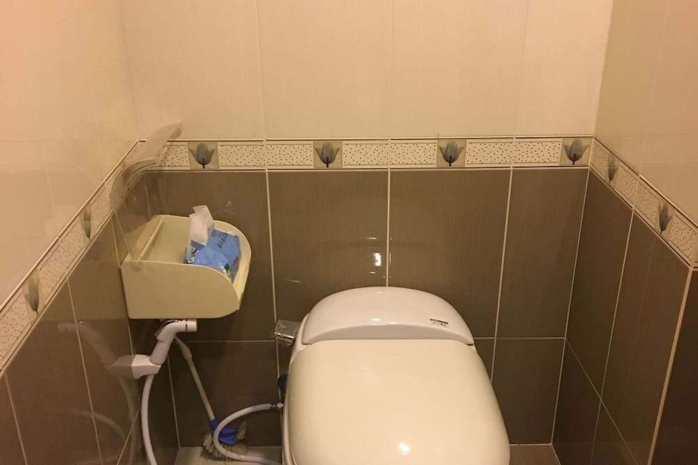 Photo of Bathroom in West Central District