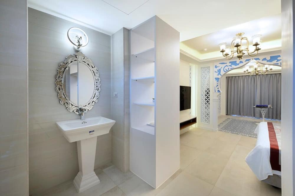 Photo of Bathroom in Xiaoliuqiu