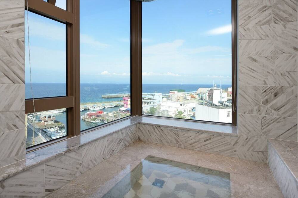 Photo of Bathroom in Xiaoliuqiu