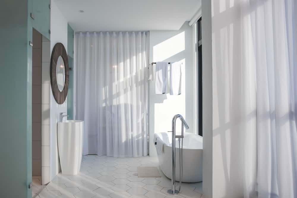 Photo of Bathroom in Eluan