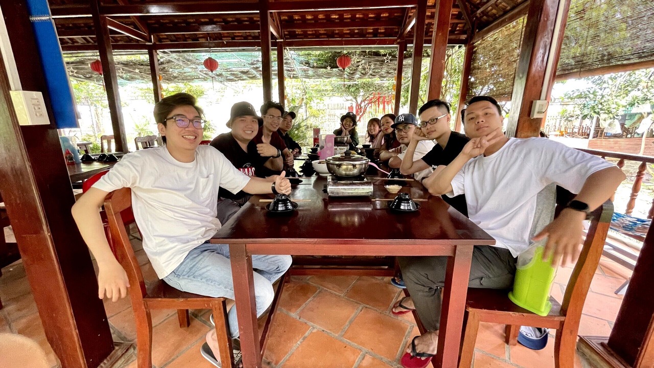Photo of Others in Quan Tom