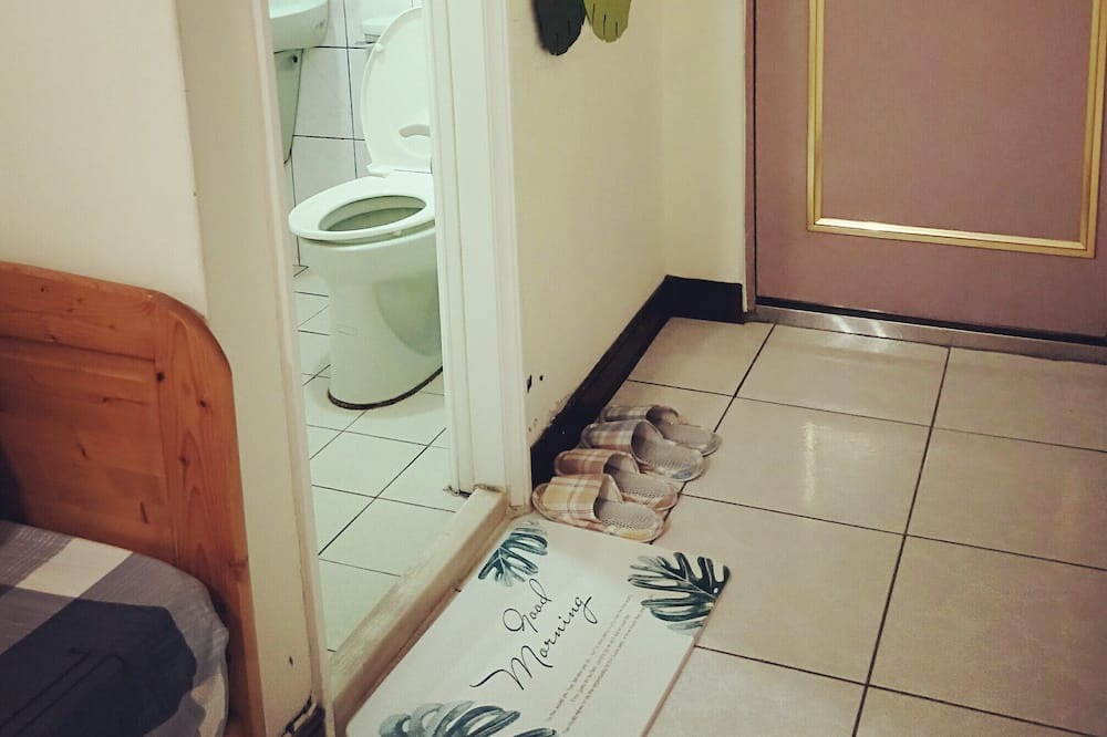 Photo of Bedroom in East District