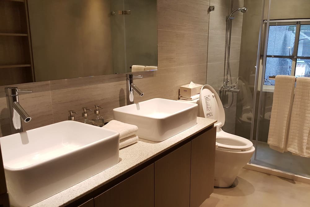 Photo of Bathroom in Daan