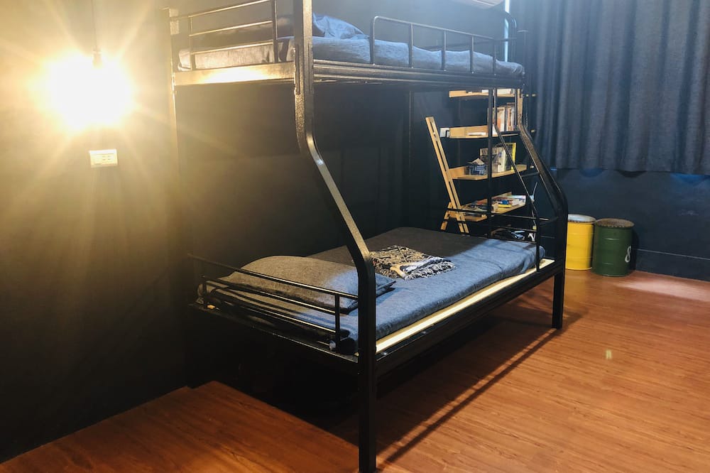 Photo of Bedroom in North District