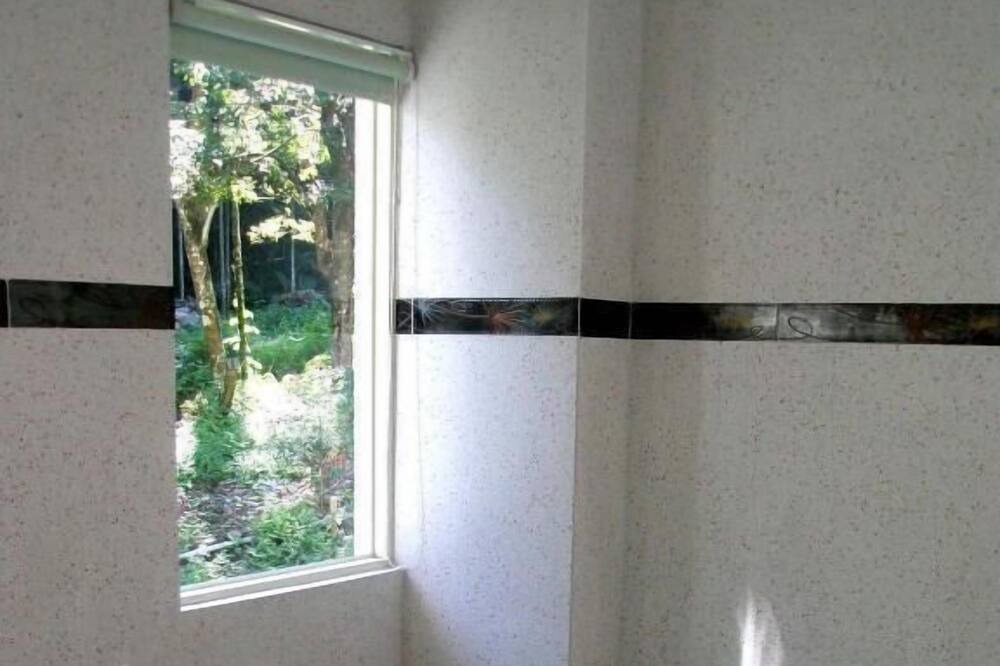 Photo of Bathroom in Puli