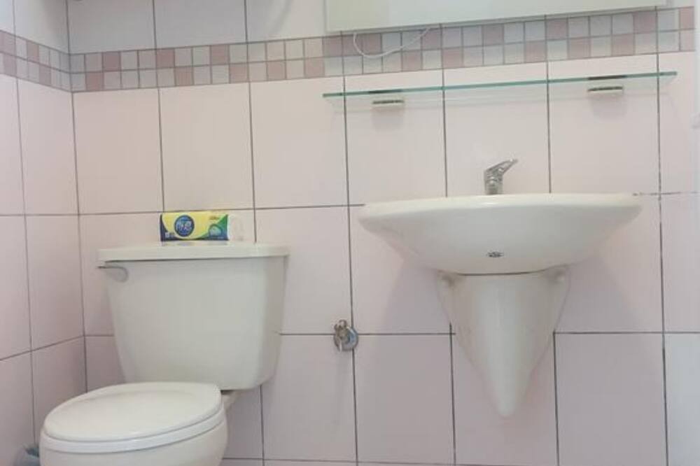 Photo of Bathroom in Yuli