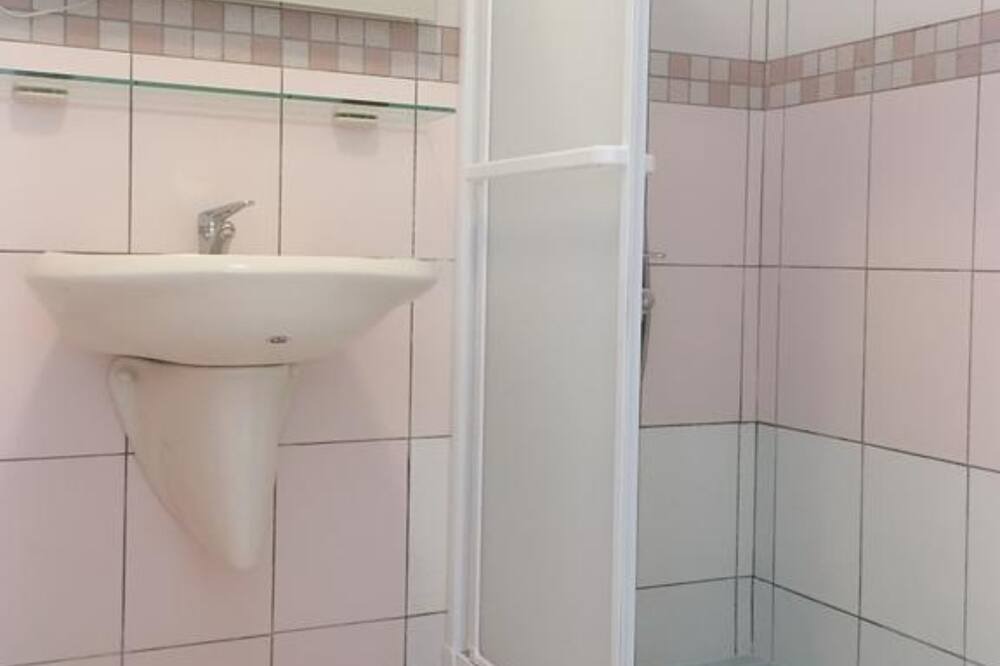 Photo of Bathroom in Yuli