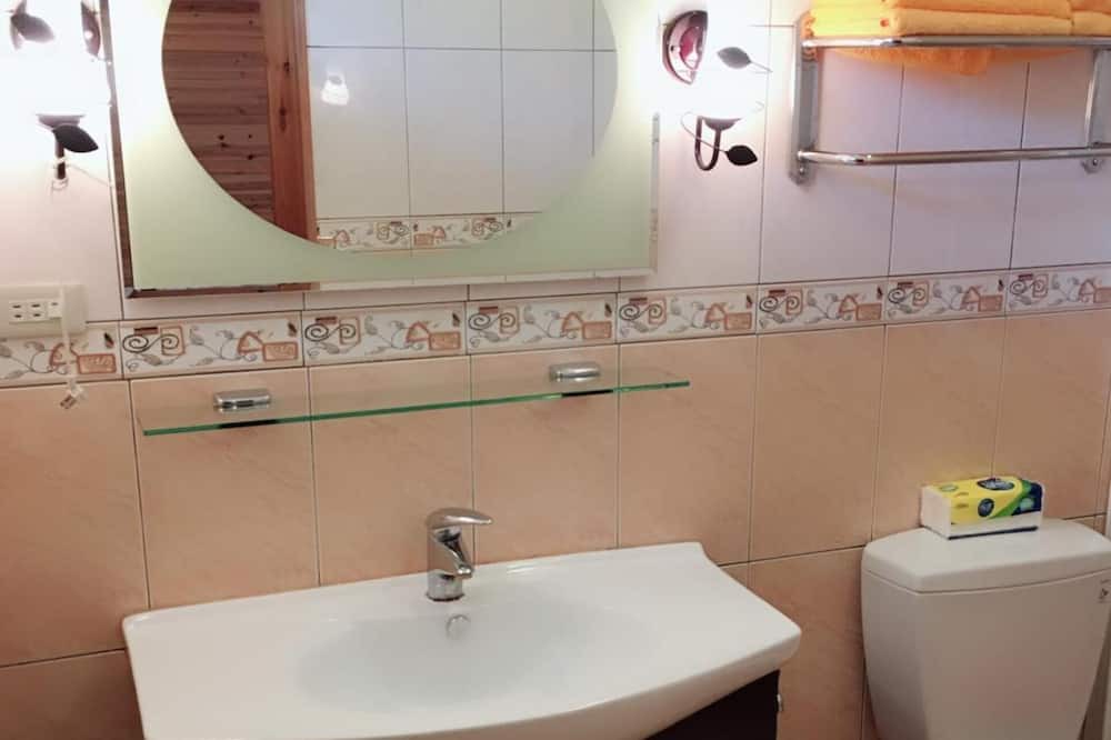 Photo of Bathroom in Yuli
