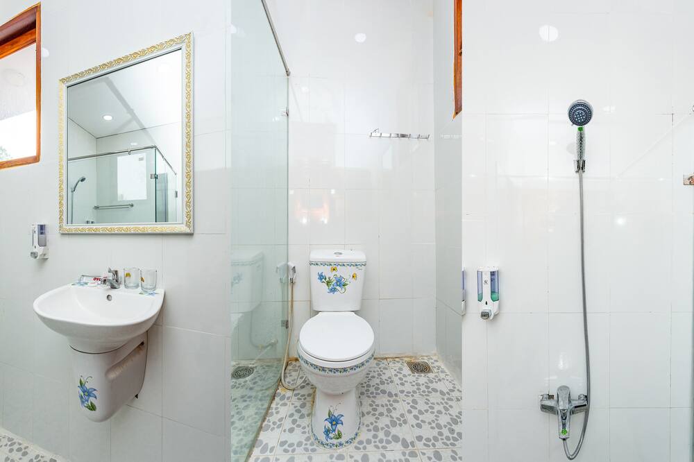 Photo of Bathroom in Ham Ninh