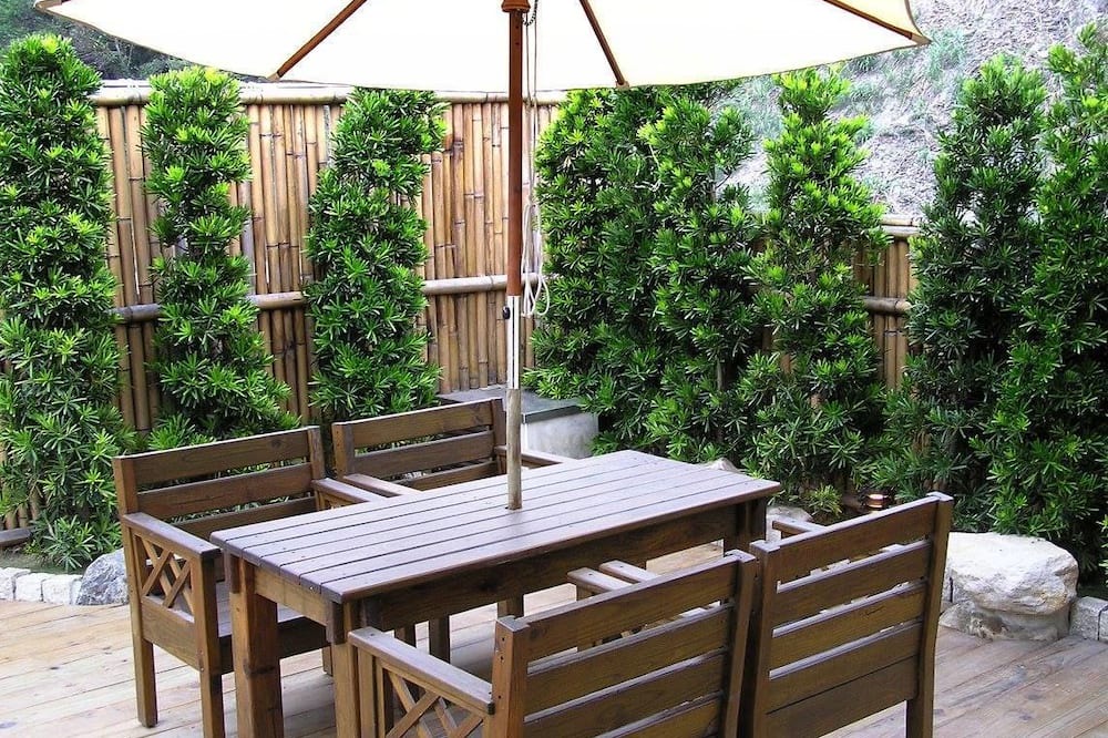 Photo of Patio Balcony in Ren'ai