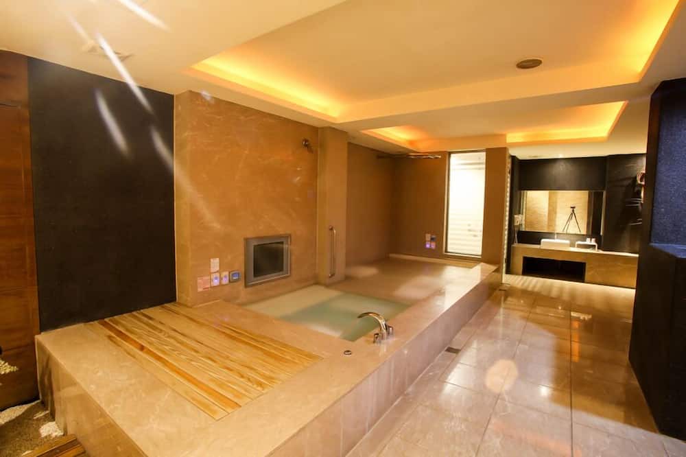 Photo of Bathroom in Wuri District
