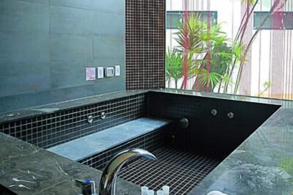 Photo of Bathroom in Wuri District