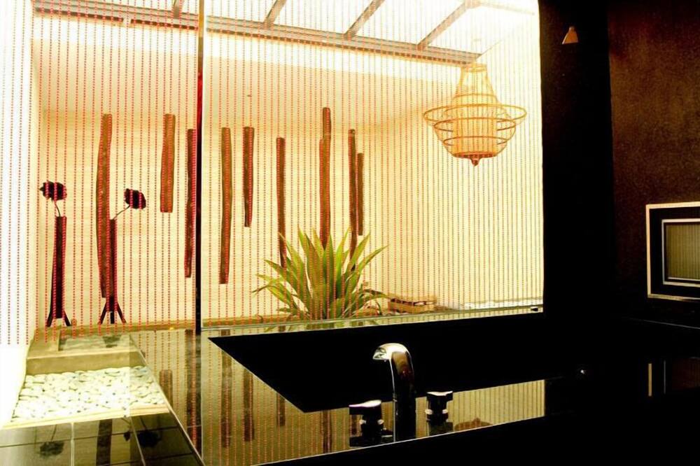 Photo of Bathroom in Wuri District