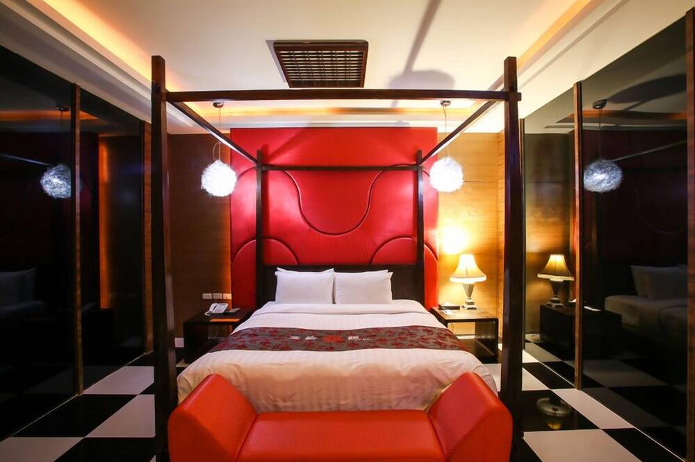 Photo of Bedroom in Wuri District